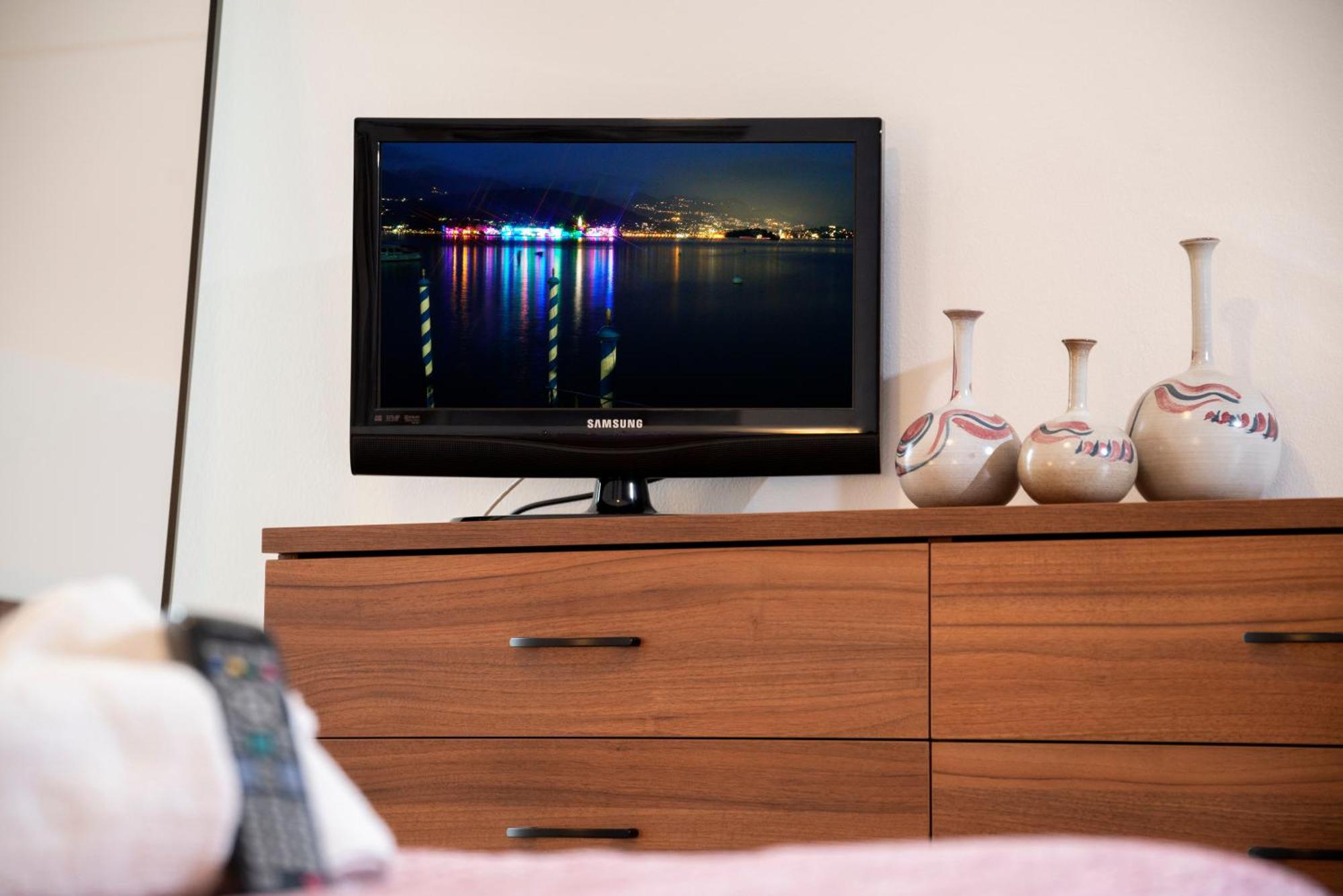 I Papaveri - Center Flat - Leonardo Accademy - Mxp - Lakes Apartment Sesto Calende